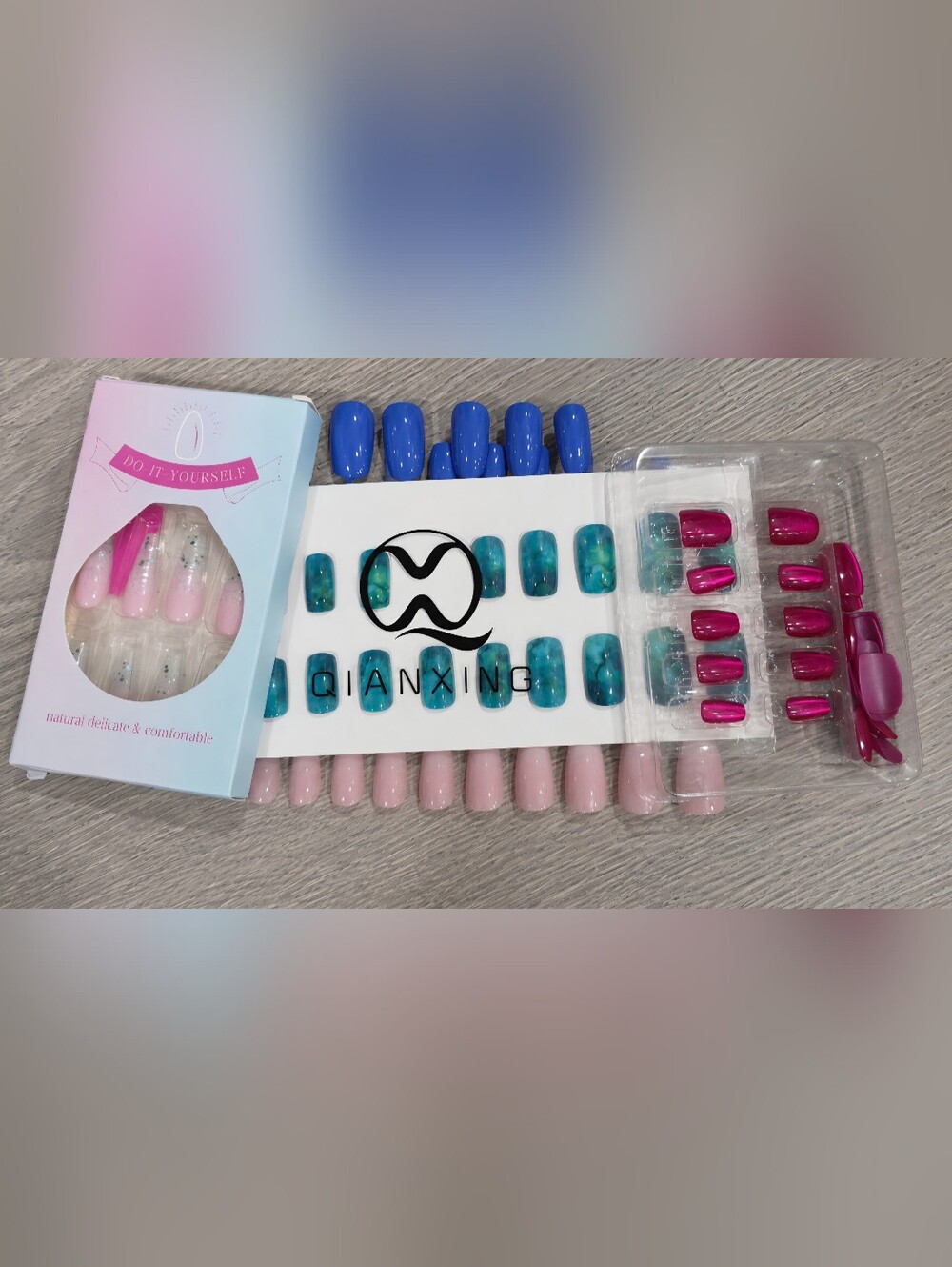 5 Press-On Nails Set